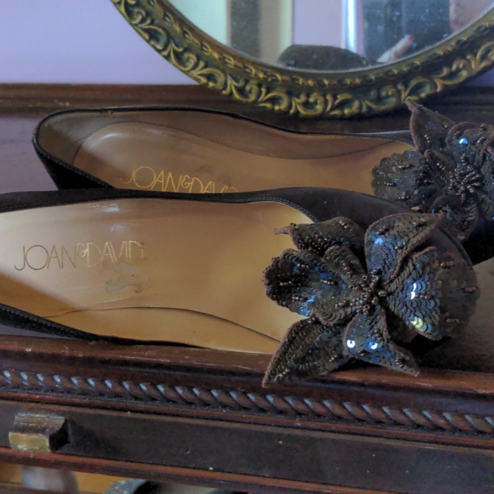 Shoes - Picture 4 of 4